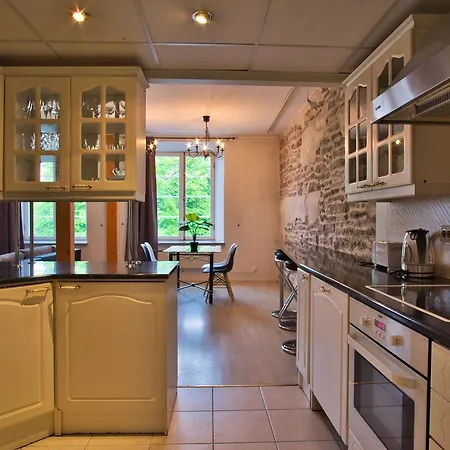 Dream - Old Town Church View With Sauna アパート *